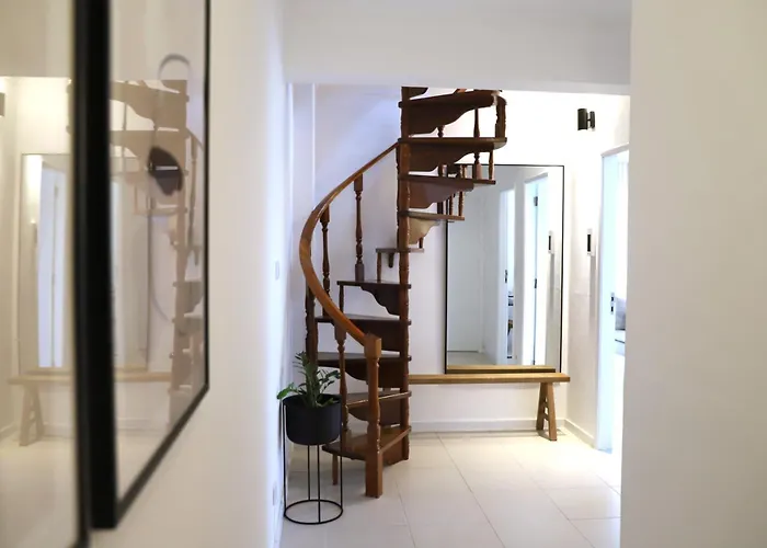 Ride Surf & Peniche ゲストハウス 4*