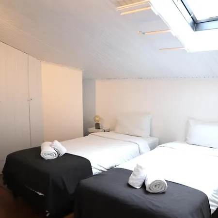 בית הארחה Ride Surf & Peniche פרל