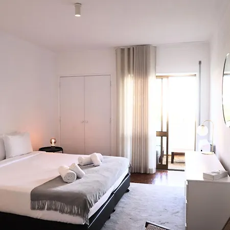 Ride Surf & Peniche Guest house Ferrel (Leiria)