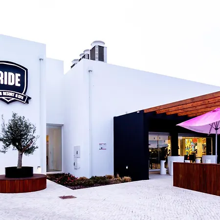 Ride Surf & Peniche 4* 페렐