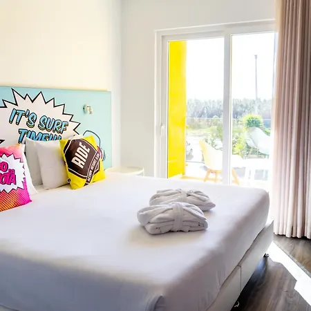 Guest house Ride Surf & Peniche