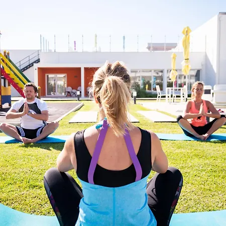 בית הארחה Ride Surf & Peniche פרל