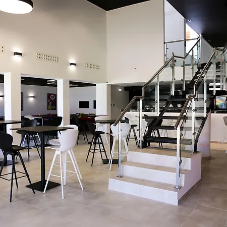 Ride Surf & Peniche 4* פרל