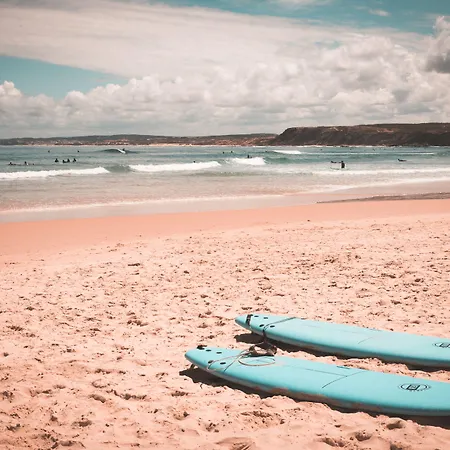 Konukevi Ride Surf & Peniche 4*