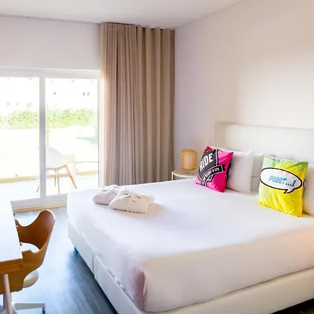 게스트하우스 Ride Surf & Peniche 4*