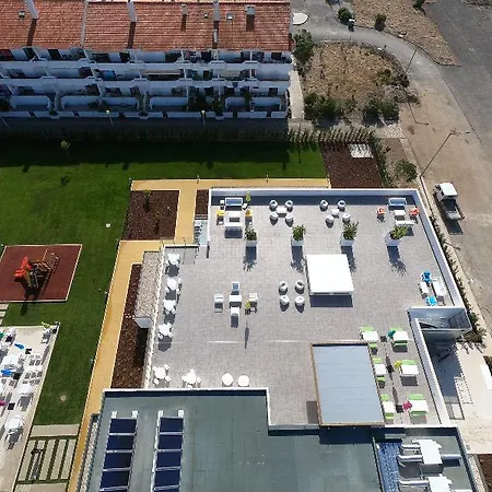 Ride Surf & Peniche Guest house Ferrel (Leiria)