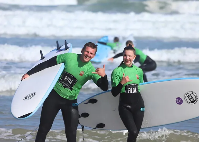 Πανσιόν Ride Surf & Peniche 4*