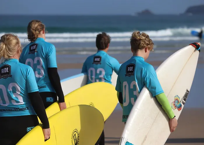Konukevi Ride Surf & Peniche Ferrel (Leiria)