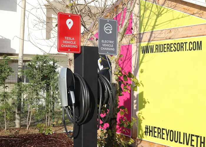 Ride Surf & Peniche Гостевой дом Феррел